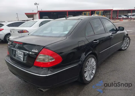 2007 Mercedes-Benz E 350 z USA, uszkodzony, nr VIN WDBUF56X47B060572